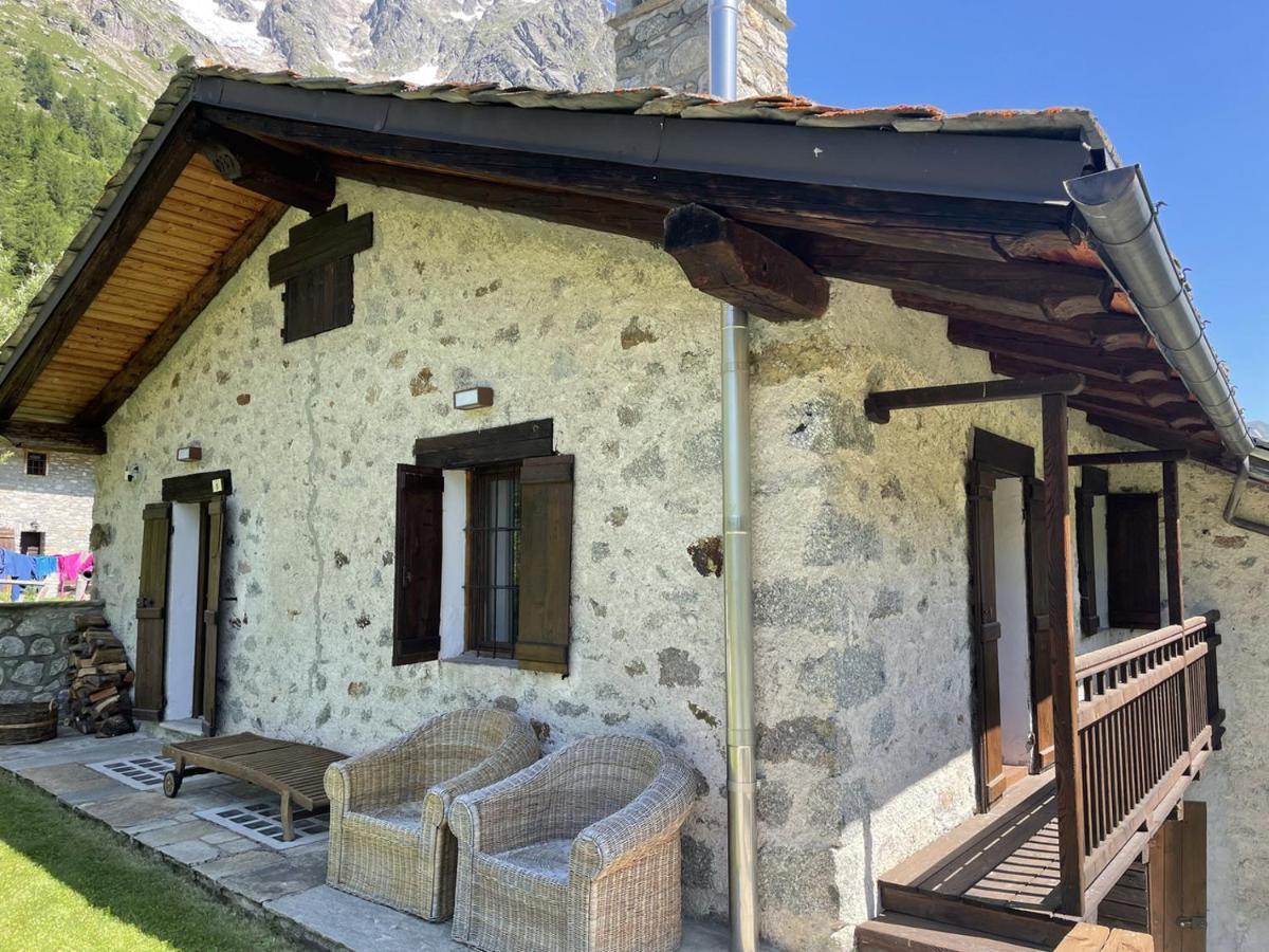 L'Atelier Du Temps - Baita Grandes Jorasses Montita Exterior foto